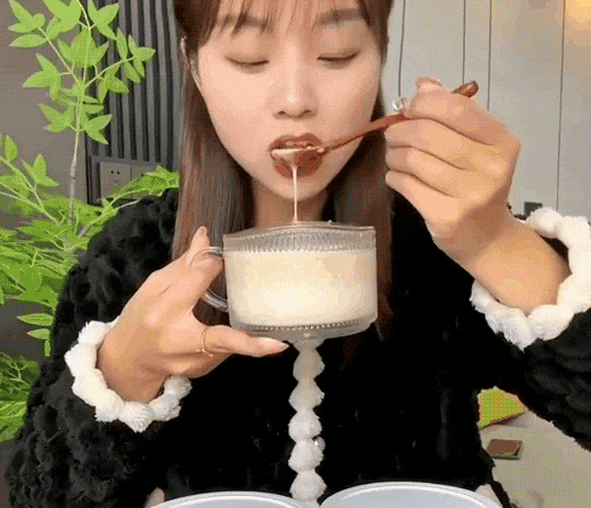 1713508332806582.gif 1.gif